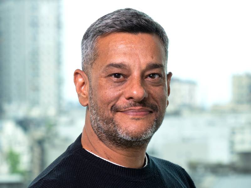 Martín Tanzariello trabaja en Ipsos Argentina desde hace catorce años. Empezó como qualitative director y, ahora, es el gerente de marketing y comunicaciones desde hace un año.