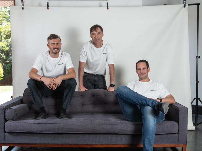 Tomás Almuna, Jaime Solís y Sébastien Leroux, fundadores de The Plan. 