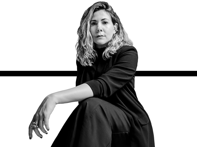 Angélica Escrucería cuenta con más de veinte años de trayectoria en la industria. 