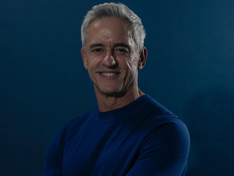 Domínguez: “Queremos generar más oportunidades de desarrollo para las personas que forman La América. A ellas les debemos estos veinte años de una linda existencia”.