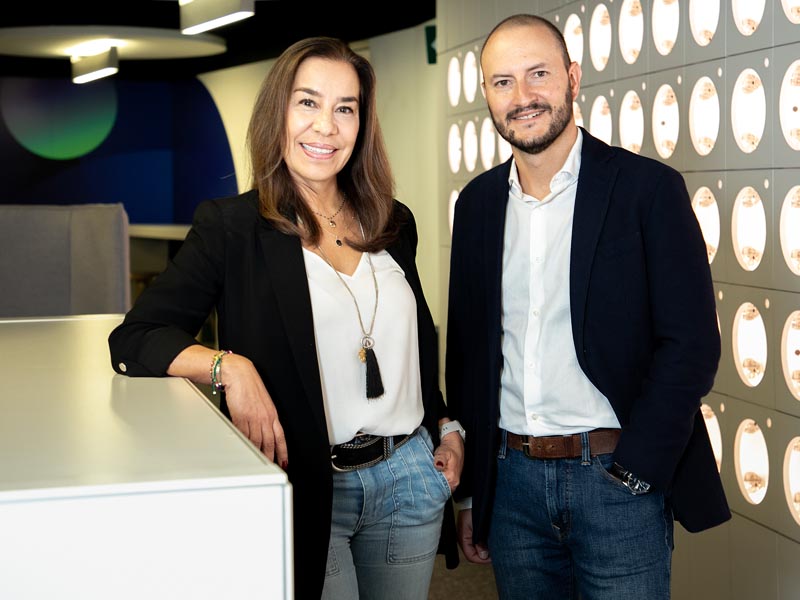 Verónica Hernández, CEO de Ogilvy México & Miami, y Alfonso Alcocer, MD de Ogilvy One México & Miami, dieron detalles de la alianza.