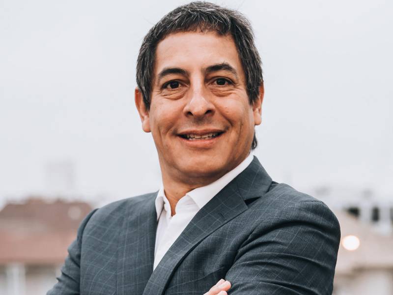 Álvarez Pecol: “Es un momento decisivo para que los latinoamericanos enfrenten el reto de adaptarse a las nuevas tecnologías”.