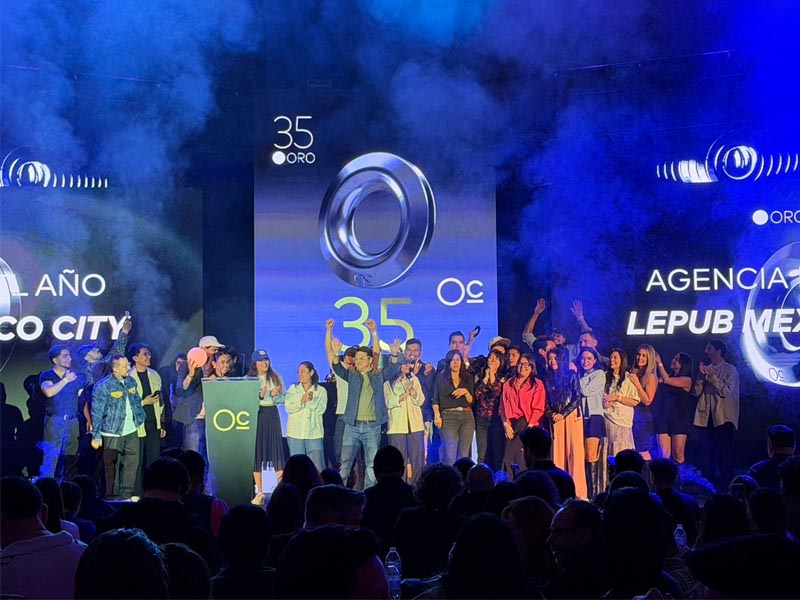 Le Pub México se coronó agencia del año en el Círculo de Oro de México. 
