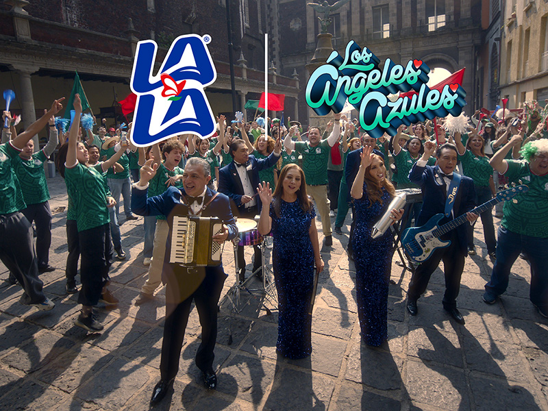 La campaña inicia con un spot que retrata cómo la pasión por el fútbol se filtra en cada rincón del hogar mexicano. La pieza está acompañada por una cumbia interpretada por Los Ángeles Azules, al ritmo de “Así se nutre México”.