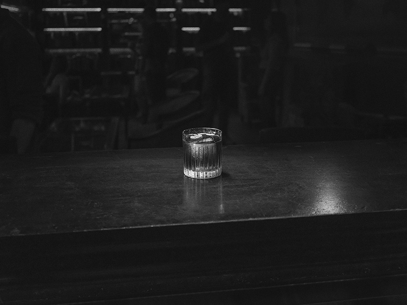 Las piezas “Negroni”, “Spritz” y "Tonic,” serán visibles en vía pública, diarios, revistas y canales digitales.