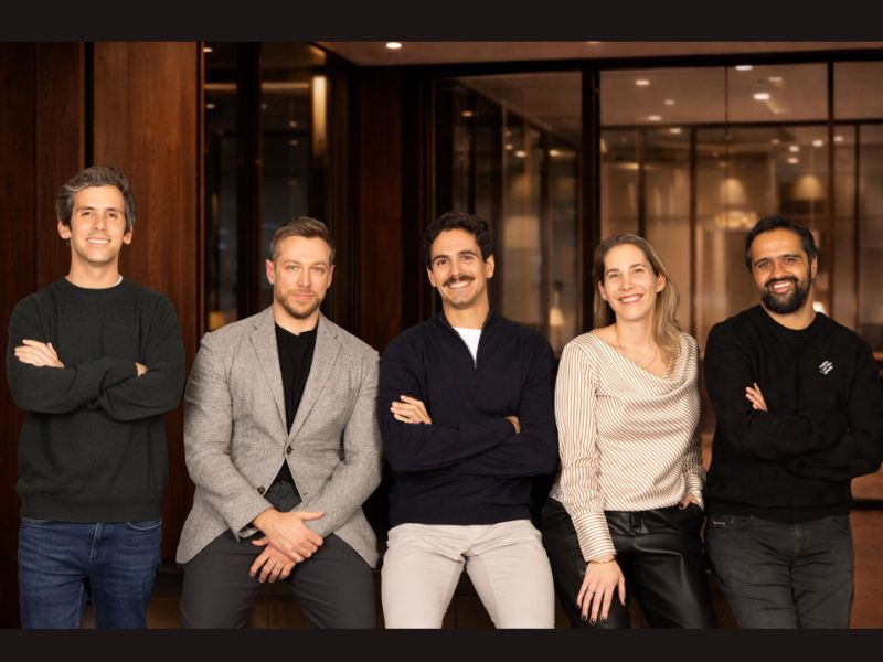 Juan Echavarria, fundador y CEO de Rocket Lab; Paul Silver, presidente global de desarrollo corporativo de MiQ; Mateo De Guerrico, solutions design lead de Rocket Lab; Rosanna Saenz, COO Rocket Lab, y Gurman Hundal, CEO global MiQ. 