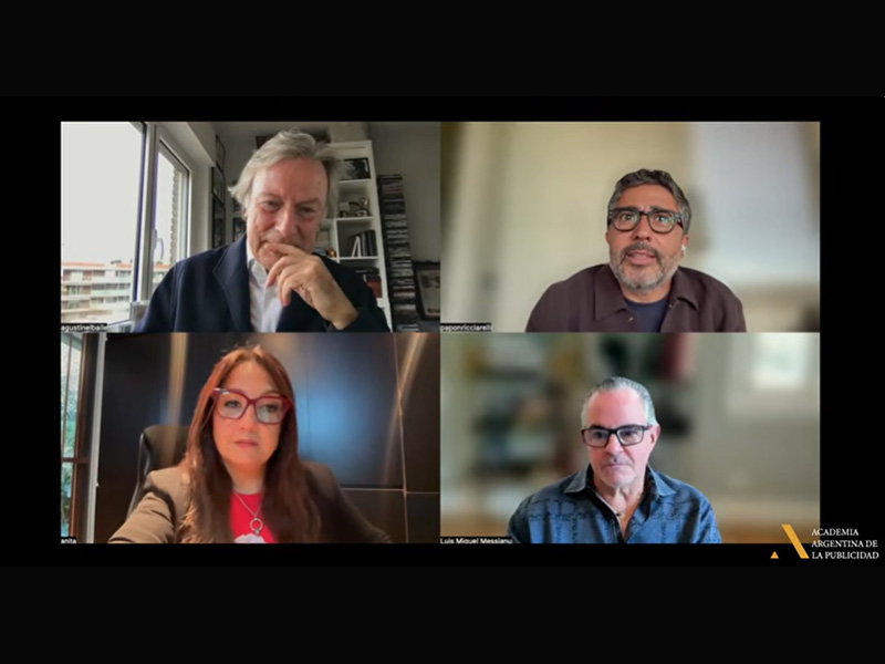 Elbaile, Ricciarelli, Ríos y Messianu debaten sobre la relación entre creatividad y tecnología.