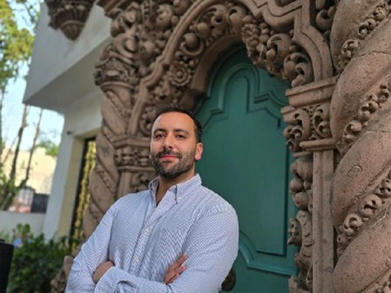 Laroussi asume como MD de Ninch México.