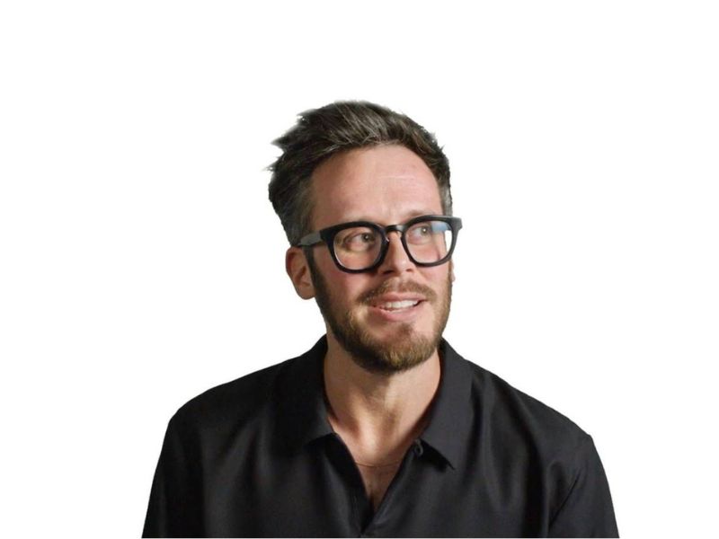 Simon Cook, CEO de Lions, comentó: “Los CMOs hoy navegan más complejidad y escrutinio que nunca: se espera que generen resultados inmediatos mientras construyen marcas duraderas". 