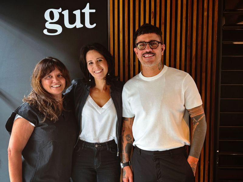 "Es el comienzo de una larga historia que promete llevar campañas disruptivas al mercado y, sobre todo, elevar la marca Nomad al siguiente nivel”, comentó Thais Souza Nicolau, directora de marketing de Nomad.