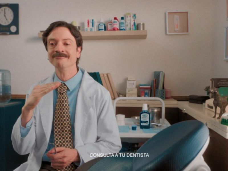 En México, la gingivitis y las caries siguen siendo las principales causas de pérdida dental debido a la falta de seguimiento de las indicaciones profesionales.