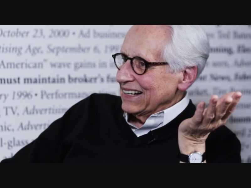 Sedelmaier fue pionero en la narración de historias excéntricas en anuncios como "Fast Talking Man" de FedEx y "¿Dónde está la carne?" de Wendy"s (Ad Age).