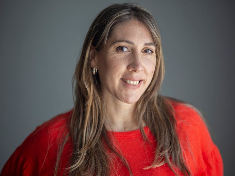 “Me sumo a Cinco Juanes con el desafío de transformar su enorme potencial en resultados exponenciales para nuestros clientes", afirmó la ejecutiva. 