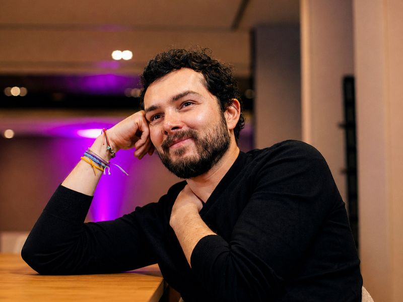Charlie Alvarez, SVP Strategy & Ops Latam de MiQ, señaló: “Latinoamérica es una región donde la complejidad de medios, la fragmentación de audiencias y la necesidad de eficiencia están creciendo rápidamente". 
