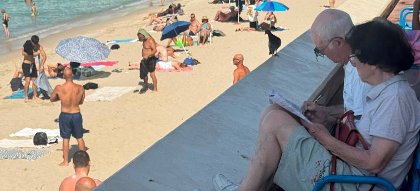 Con un mar planchado, las olas son de rumores