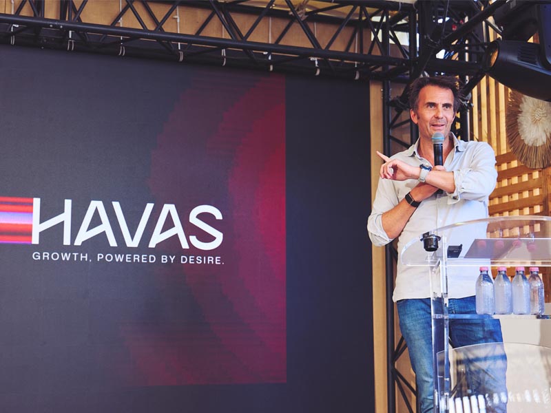 Yannick Bolloré, chairman y CEO de Havas, durante la rueda de prensa de Havas en Cannes. (Foto: Stephane Sby Balmy).