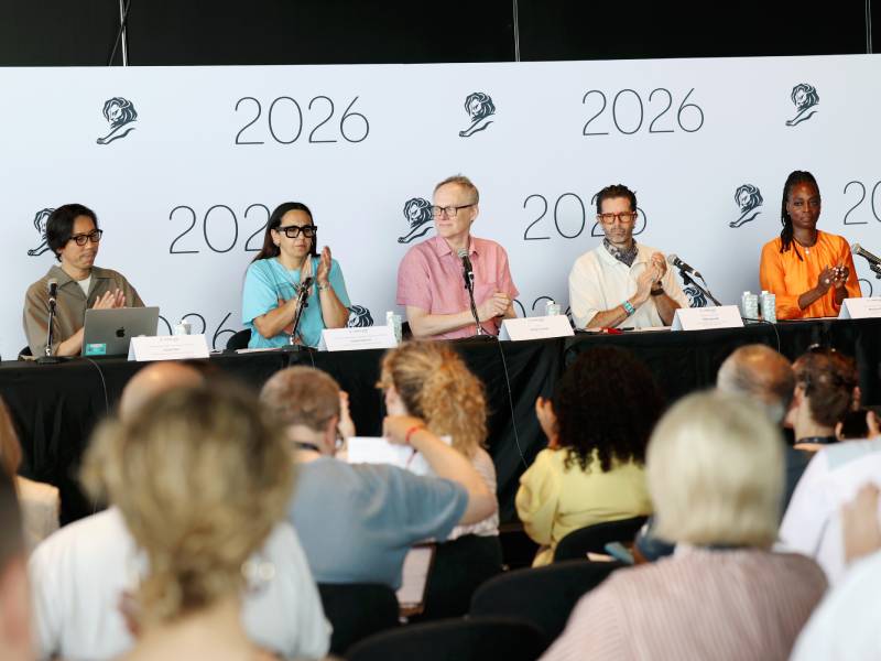 Los presidentes de los jurados de Sustainable Development Goals, Titanium, Grand Prix for Good, Film y Glass The Lion for Change, esta mañana en la última conferencia de presentación de ganadores de Cannes 2026. (Foto: Prensa Cannes Lions)