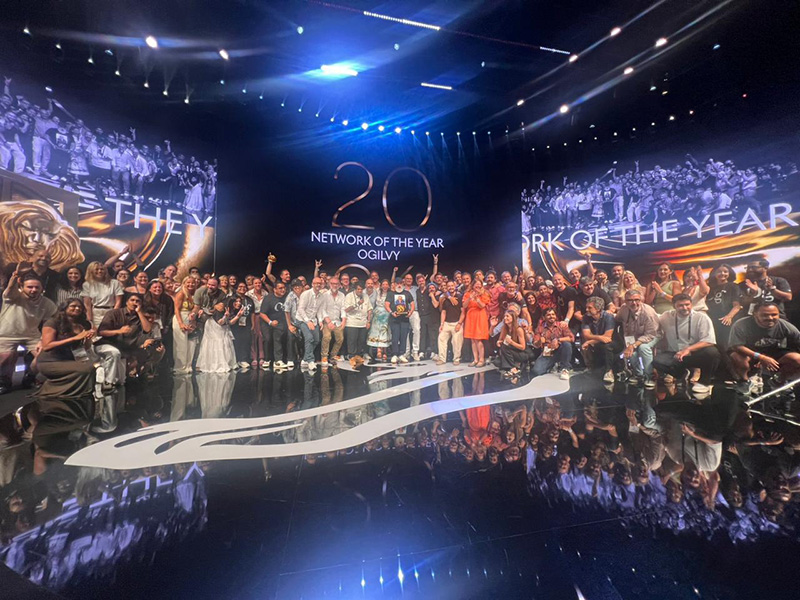 El equipo de la red presente en Cannes.