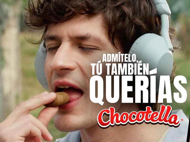 El spot busca ilustrar ese deseo por las galletas Chocotella y su delicioso relleno.