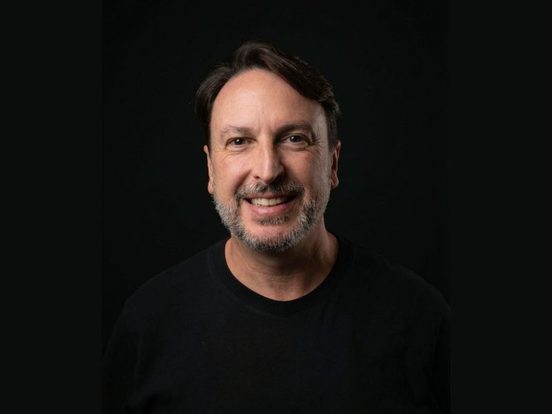 Martínez Corbalán ocupó posiciones de liderazgo en compañías como Tiempo BBDO, Delvico y JWT, antes de cofundar Habitant en 2014.