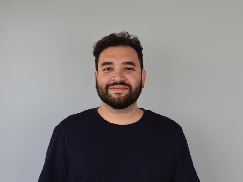 Lobos León trabajó en agencias como Draft FCB, La Firma (Chile), IMC Publicidad, Wunderman e Italia Comunicación.