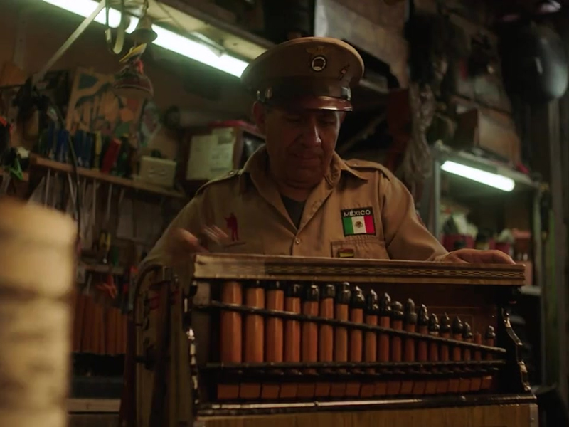 Desde hoy, en múltiples puntos y de manera simultánea se puede escuchar OrganillAd a través de muchos organillos que estarán al aire durante los siguientes días del mes de octubre.