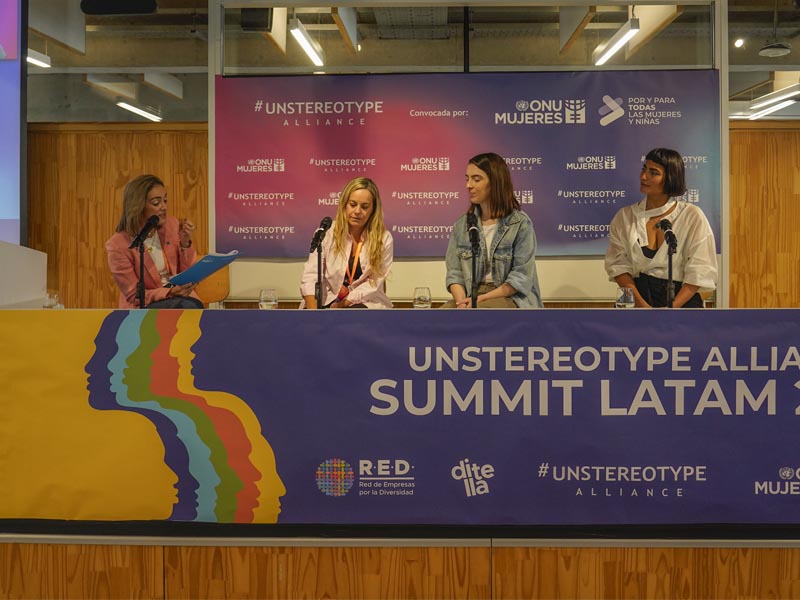  Bajo el lema ¿Qué narrativas necesitamos hoy para construir futuros más inclusivos?, las profesionales aportaron su punto de vista. (Foto: Esteban Widnicky).