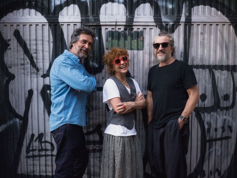 La relación profesional entre Marta Rico, Miguel García Vizcaíno y Clemente Manzano comenzó en los años noventa en Tiempo BBDO y continuó posteriormente en Sra. Rushmore, donde compartieron cerca de dos décadas de trabajo. (Foto: Max García Rico)