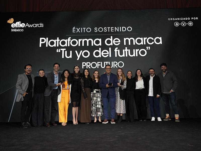 Los equipos de Terán TBWA y Havas celebran el Gran Effie con Profuturo.
